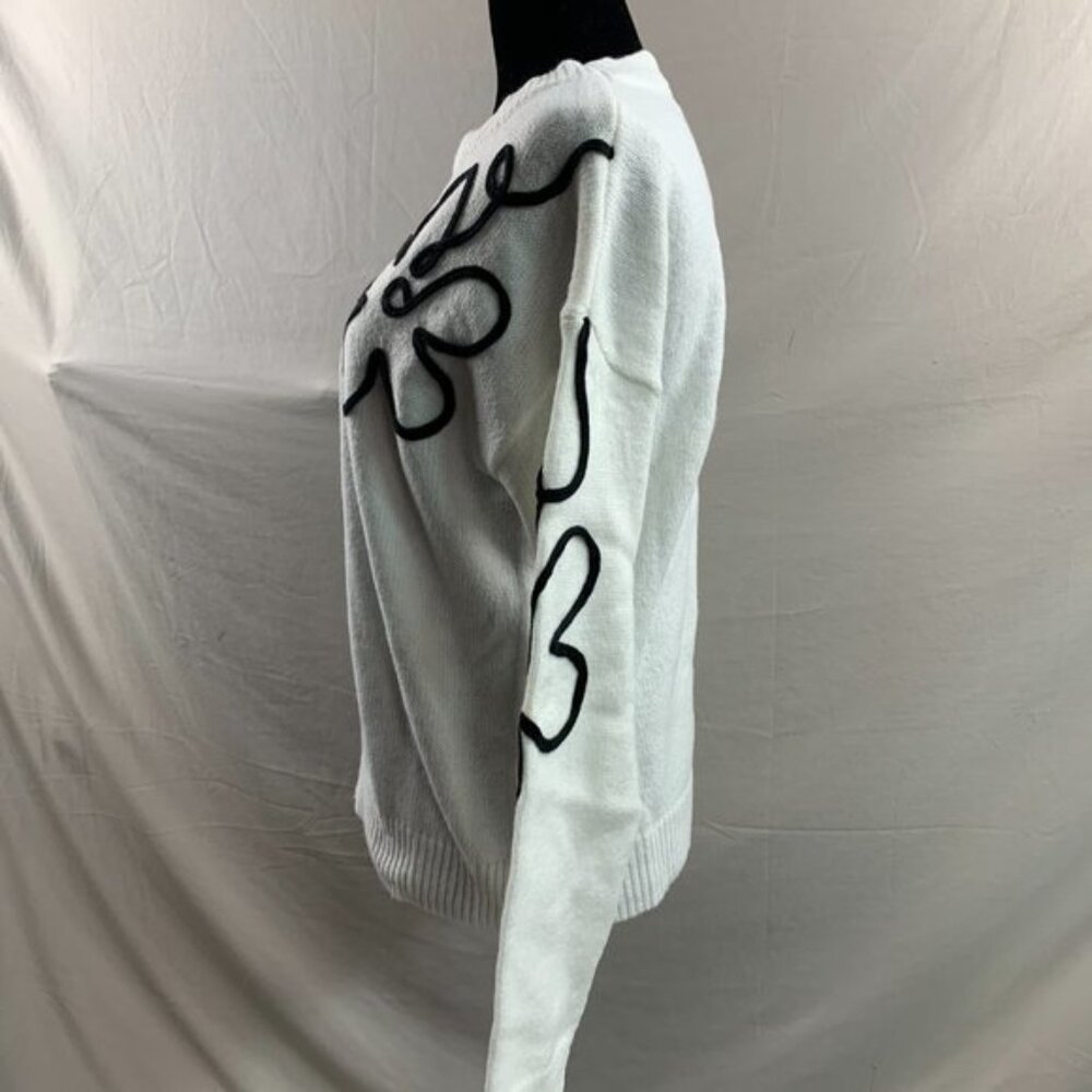 White/Black Floral Pattern Drop Shoulder Sweater - Picture 8 of 9